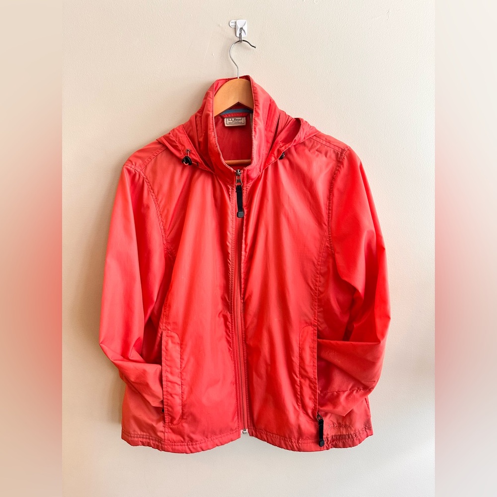 LL Bean Women’s Stowaway Jacket | Size Large